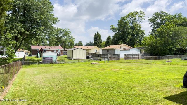 6217 Hackberry Way, Louisville, KY 40229