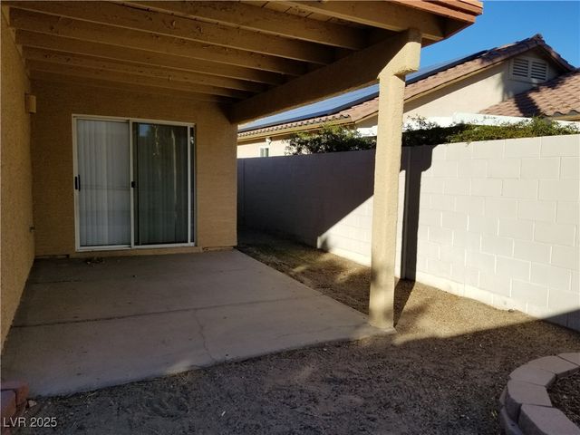 989 River Walk Court, Henderson, NV 89015