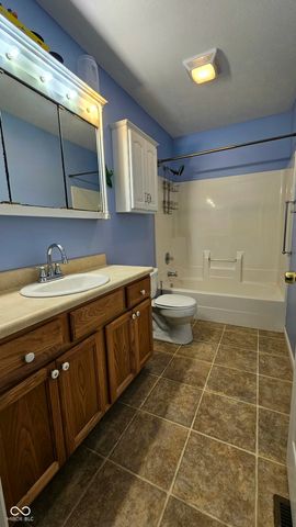 62 Brookside Drive, North Vernon, IN 47265