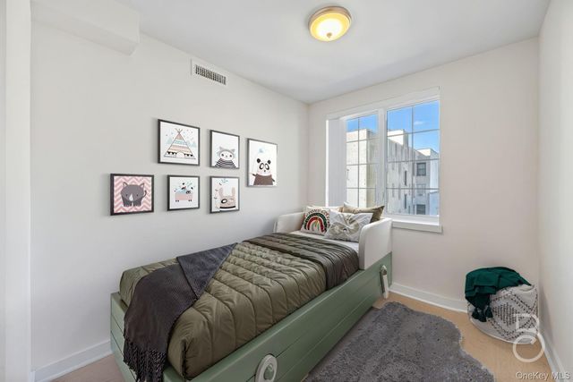 25-74 34th Street 4C, Astoria, NY 11103