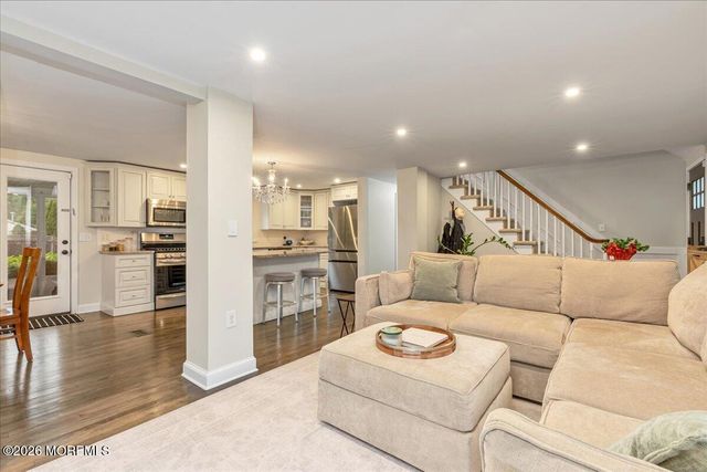 203 Florence Place, Middletown, NJ 07748