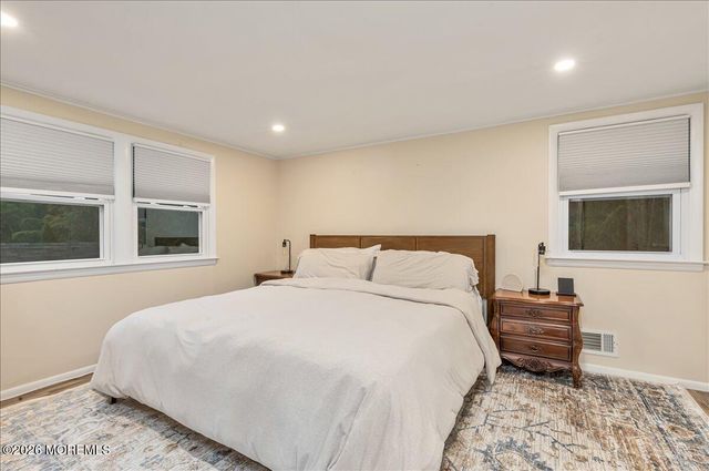 203 Florence Place, Middletown, NJ 07748