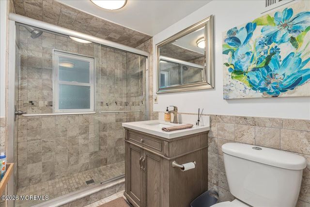 203 Florence Place, Middletown, NJ 07748