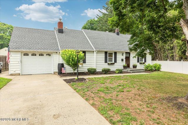 203 Florence Place, Middletown, NJ 07748
