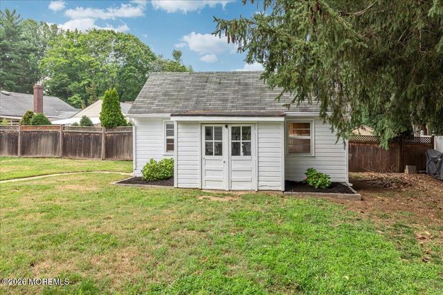 203 Florence Place, Middletown, NJ 07748