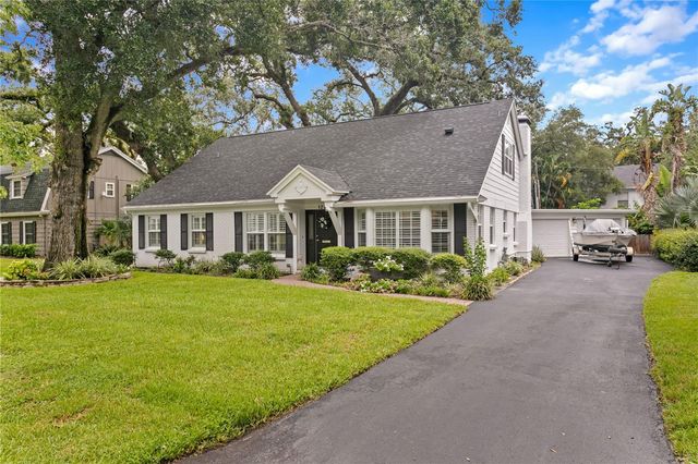 1206 S SUFFOLK DRIVE, Tampa, FL 33629