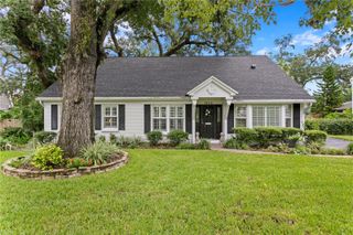 1206 S SUFFOLK DRIVE, Tampa, FL 33629