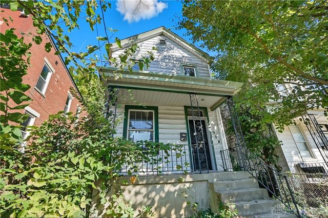 924 Fairbanks Avenue, Cincinnati, OH 45205