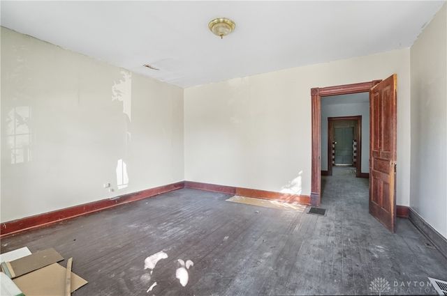 924 Fairbanks Avenue, Cincinnati, OH 45205