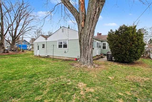 217 N 5th Street, Brighton, MI 48116