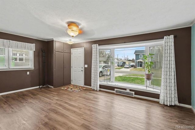 217 N 5th Street, Brighton, MI 48116
