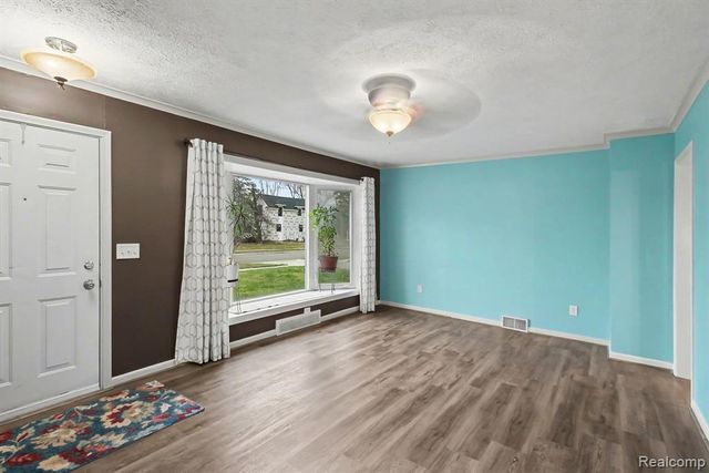 217 N 5th Street, Brighton, MI 48116