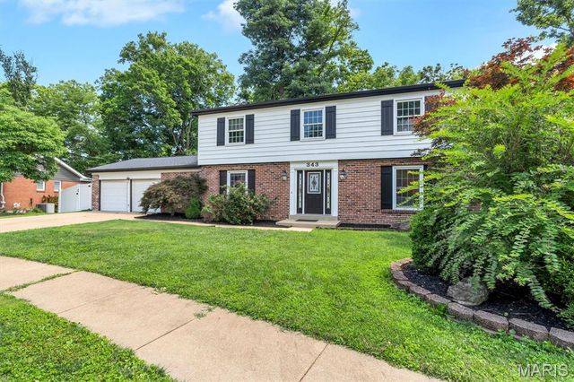 343 Ridge Trail Drive, Chesterfield, MO 63017