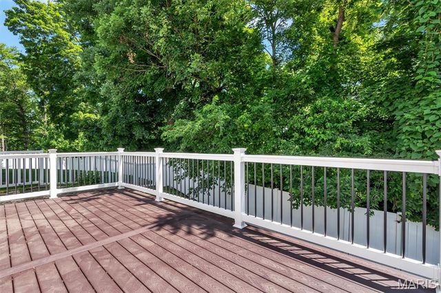 343 Ridge Trail Drive, Chesterfield, MO 63017