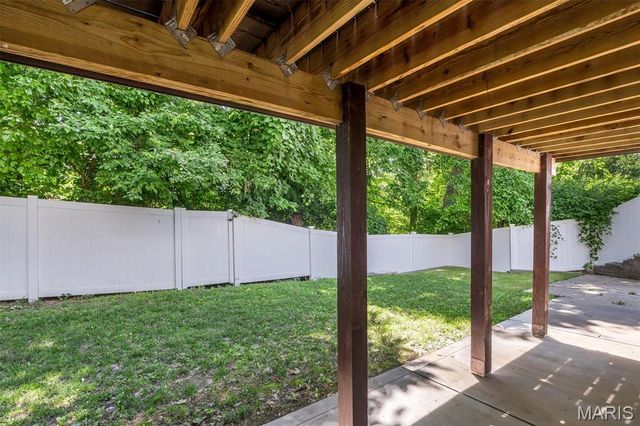 343 Ridge Trail Drive, Chesterfield, MO 63017