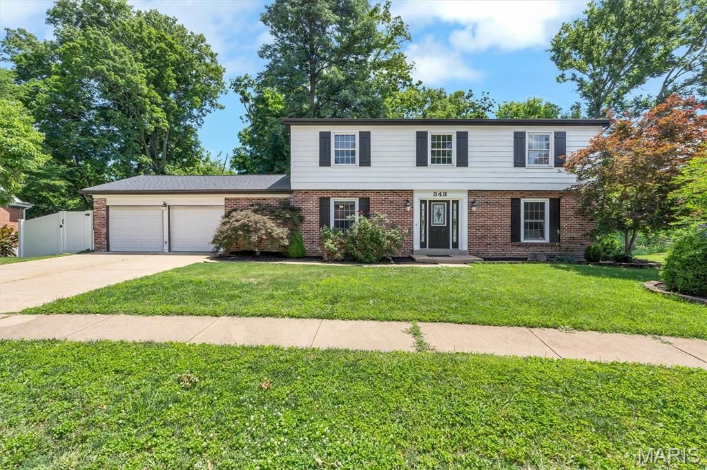 343 Ridge Trail Drive, Chesterfield, MO 63017