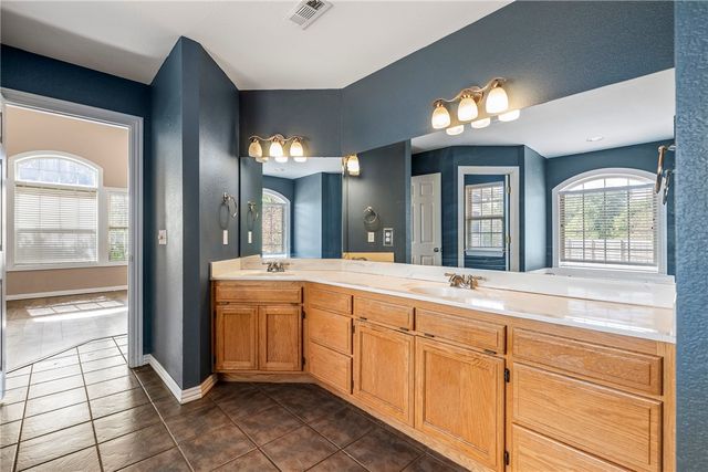 702 N 27th Street, Rogers, AR 72756