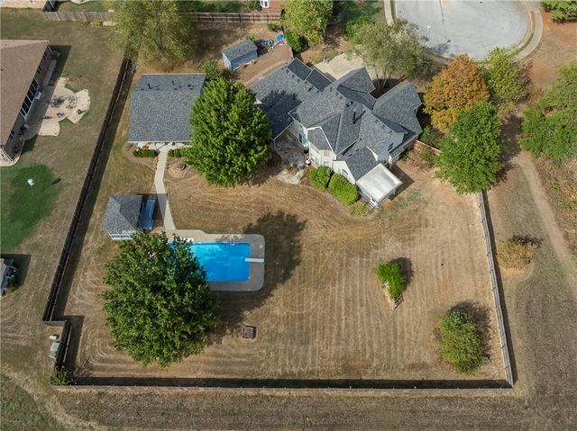 702 N 27th Street, Rogers, AR 72756