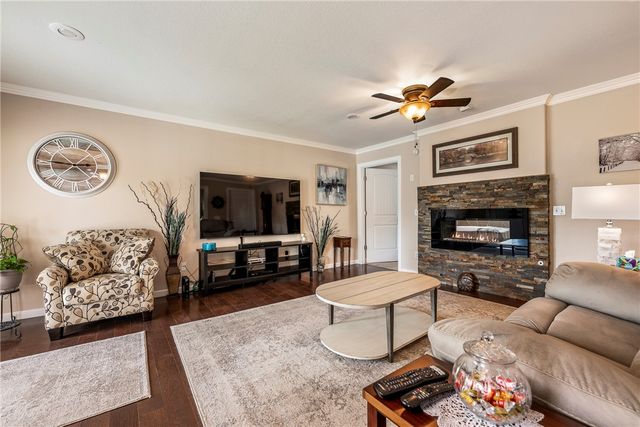 702 N 27th Street, Rogers, AR 72756