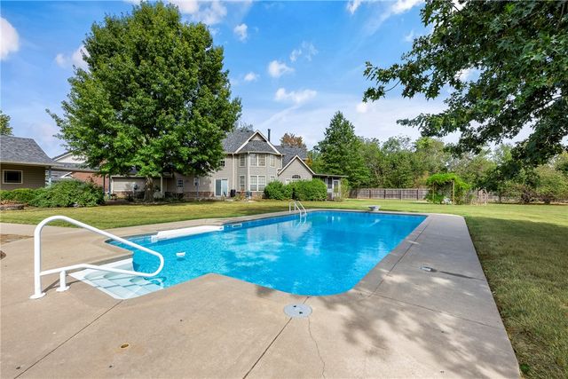 702 N 27th Street, Rogers, AR 72756