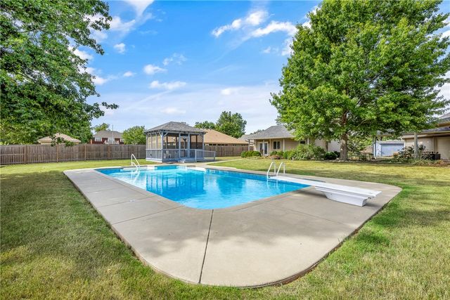 702 N 27th Street, Rogers, AR 72756
