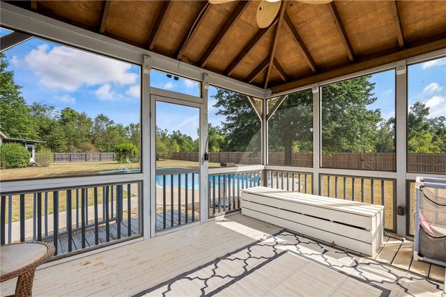 702 N 27th Street, Rogers, AR 72756