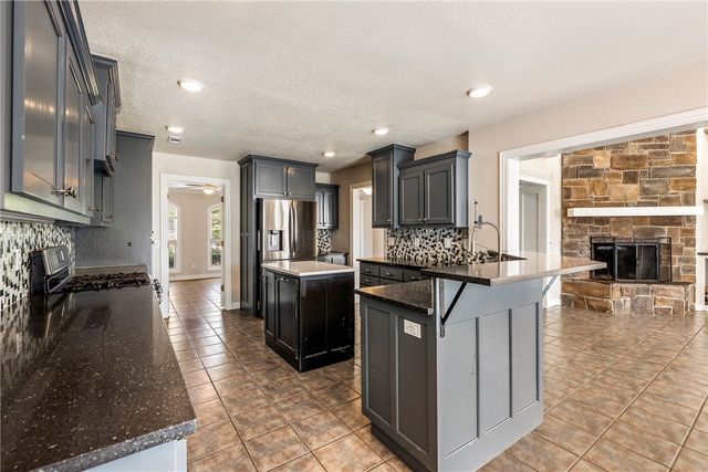 702 N 27th Street, Rogers, AR 72756