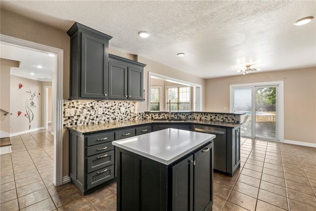 702 N 27th Street, Rogers, AR 72756