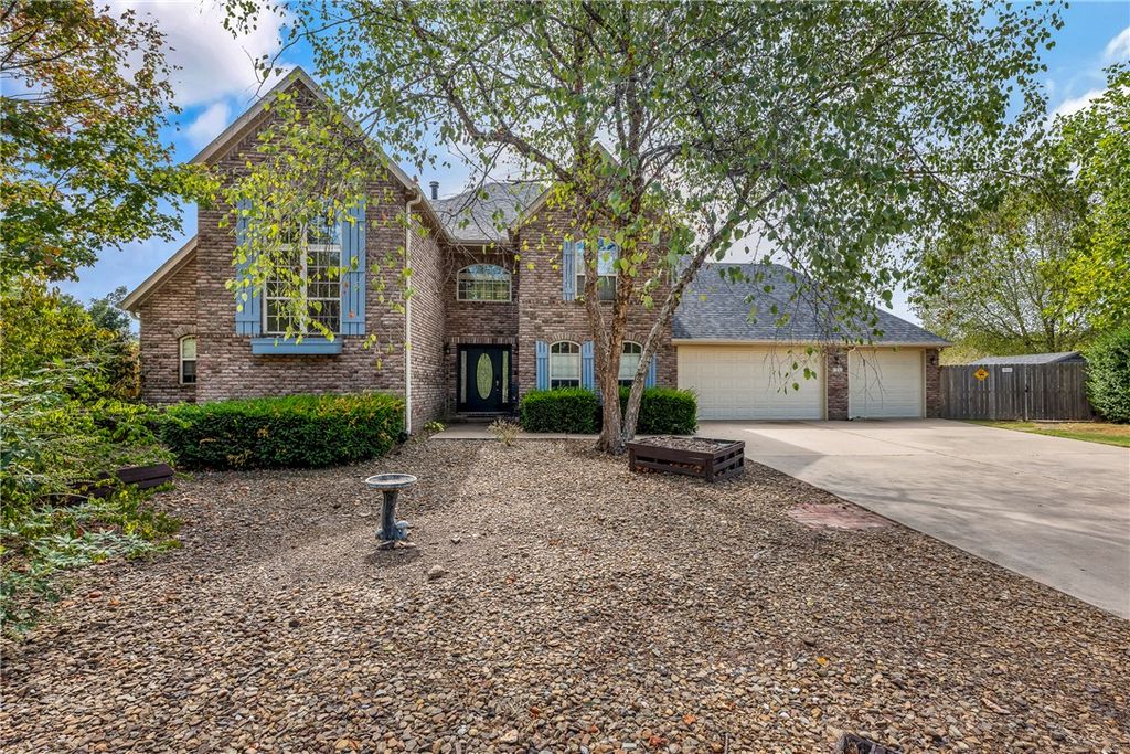 702 N 27th Street, Rogers, AR 72756