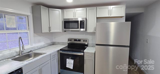 3148 Jones Wade Road, Hudson, NC 28638