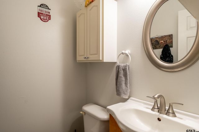 258 W 6th, Rusk, TX 75785