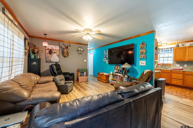 258 W 6th, Rusk, TX 75785