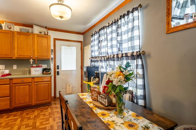 258 W 6th, Rusk, TX 75785