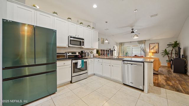727 E RED HOUSE BRANCH Road, St. Augustine, FL 32084