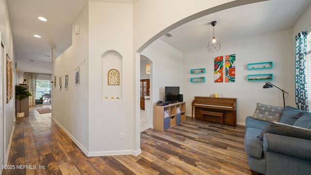 727 E RED HOUSE BRANCH Road, St. Augustine, FL 32084