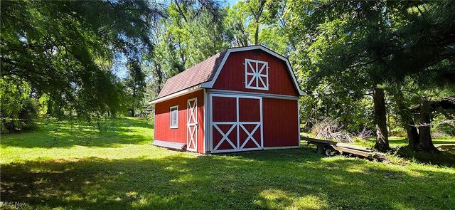 15485 Albion Road, Strongsville, OH 44136