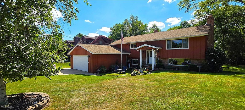 15485 Albion Road, Strongsville, OH 44136