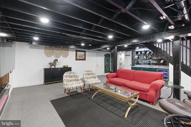 4809 WOODSIDE RD, Baltimore, MD 21229