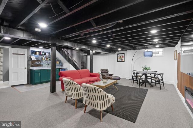 4809 WOODSIDE RD, Baltimore, MD 21229