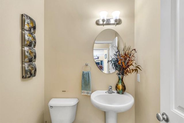 1077 Marne Blvd, Hinesville, GA 31313