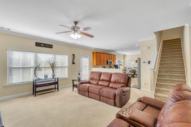 1077 Marne Blvd, Hinesville, GA 31313