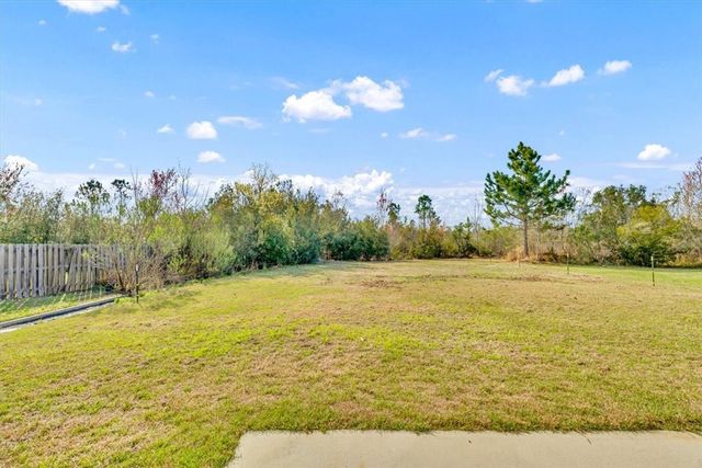 1077 Marne Blvd, Hinesville, GA 31313