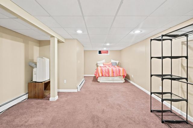 16 Edgelawn Ave, Chelmsford, MA 01863