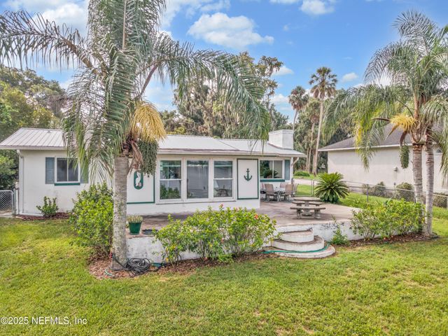 115 SUNSET POINT Road, East Palatka, FL 32131