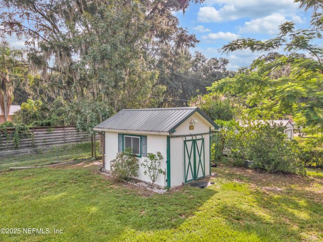 115 SUNSET POINT Road, East Palatka, FL 32131