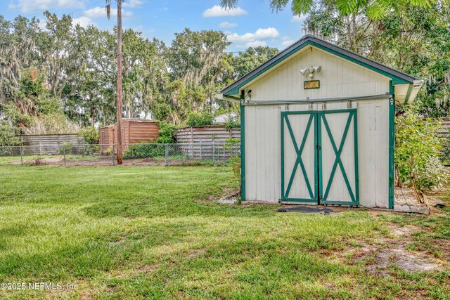 115 SUNSET POINT Road, East Palatka, FL 32131