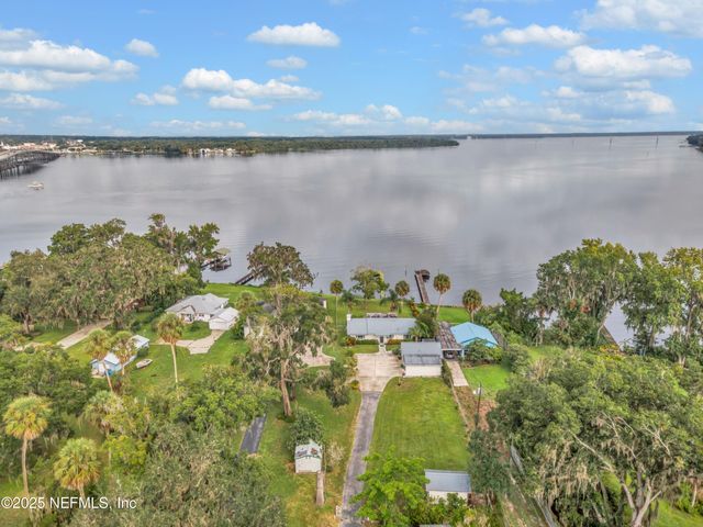 115 SUNSET POINT Road, East Palatka, FL 32131