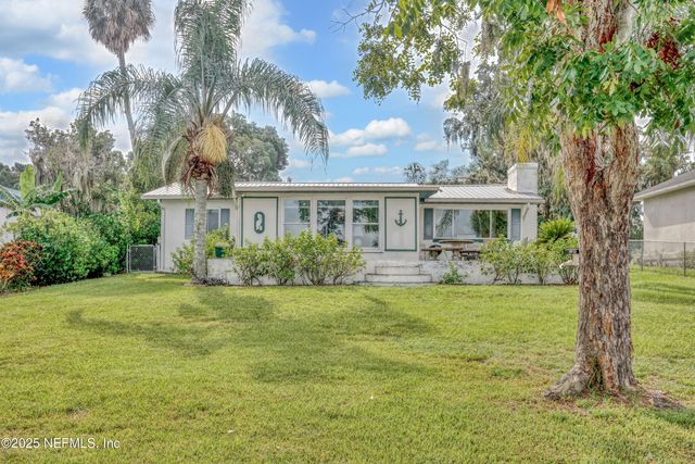 115 SUNSET POINT Road, East Palatka, FL 32131