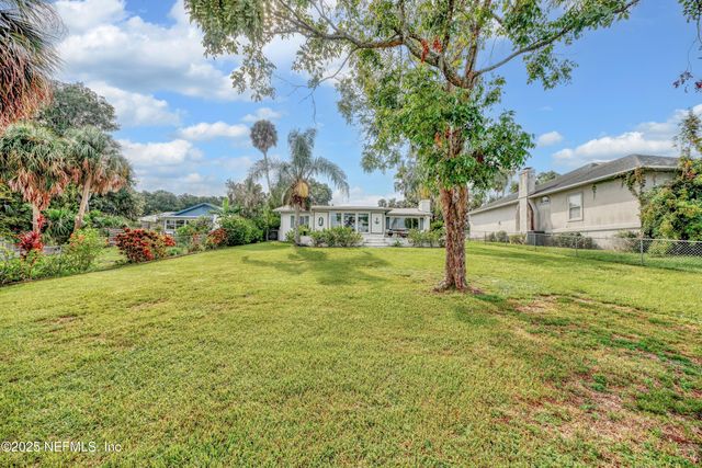 115 SUNSET POINT Road, East Palatka, FL 32131
