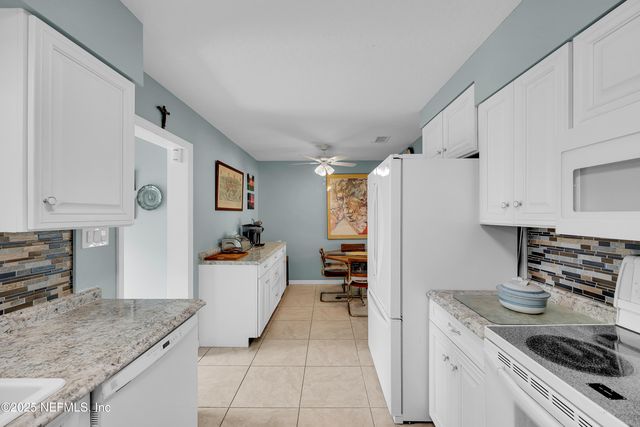 115 SUNSET POINT Road, East Palatka, FL 32131